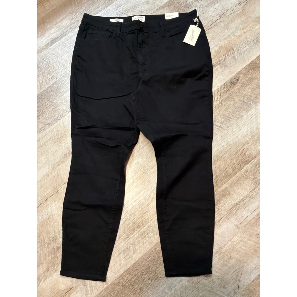 NWT Universal Thread high rise skinny jeans black women's size 20
